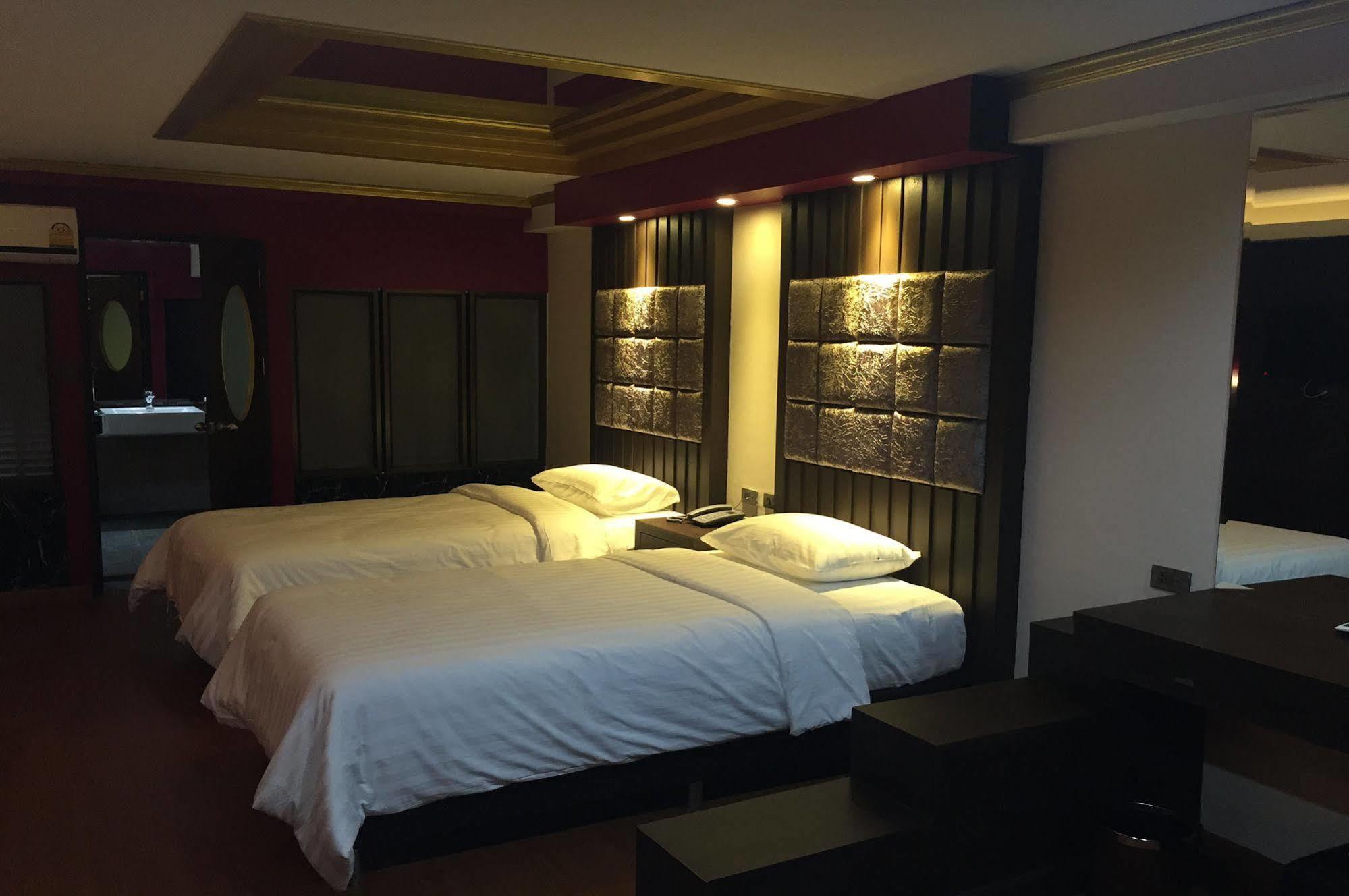 Grand Pink Hotel Hatyai Hat Yai Exterior foto